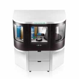 Interscience ScanStation is a real-time incubator and colony counting station centralizing incubation, detection and counting of 100 Petri dishes simultaneously.