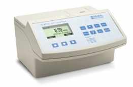 Hanna Instruments HI-88713-02 High Accuracy Bench Top Turbidity Meter,  Complete with cuvettes