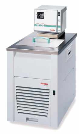 Julabo 9212640 FP40-HE Refrigerated/Heating Circulator, -40 ... +200°C, Working Temperature Range, 16 Litres Capacity